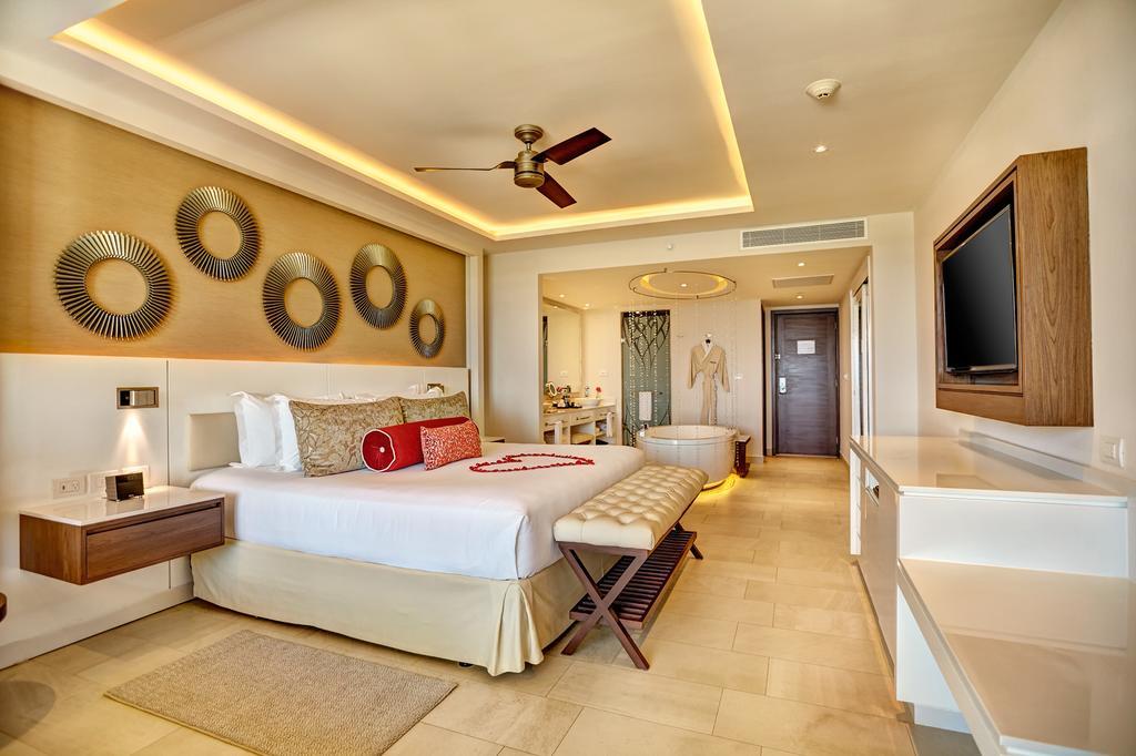 Hideaway At Royalton Riviera Cancun, An Autograph Collection All- Inclusive Resort - Adults Only Puerto Morelos Exterior foto